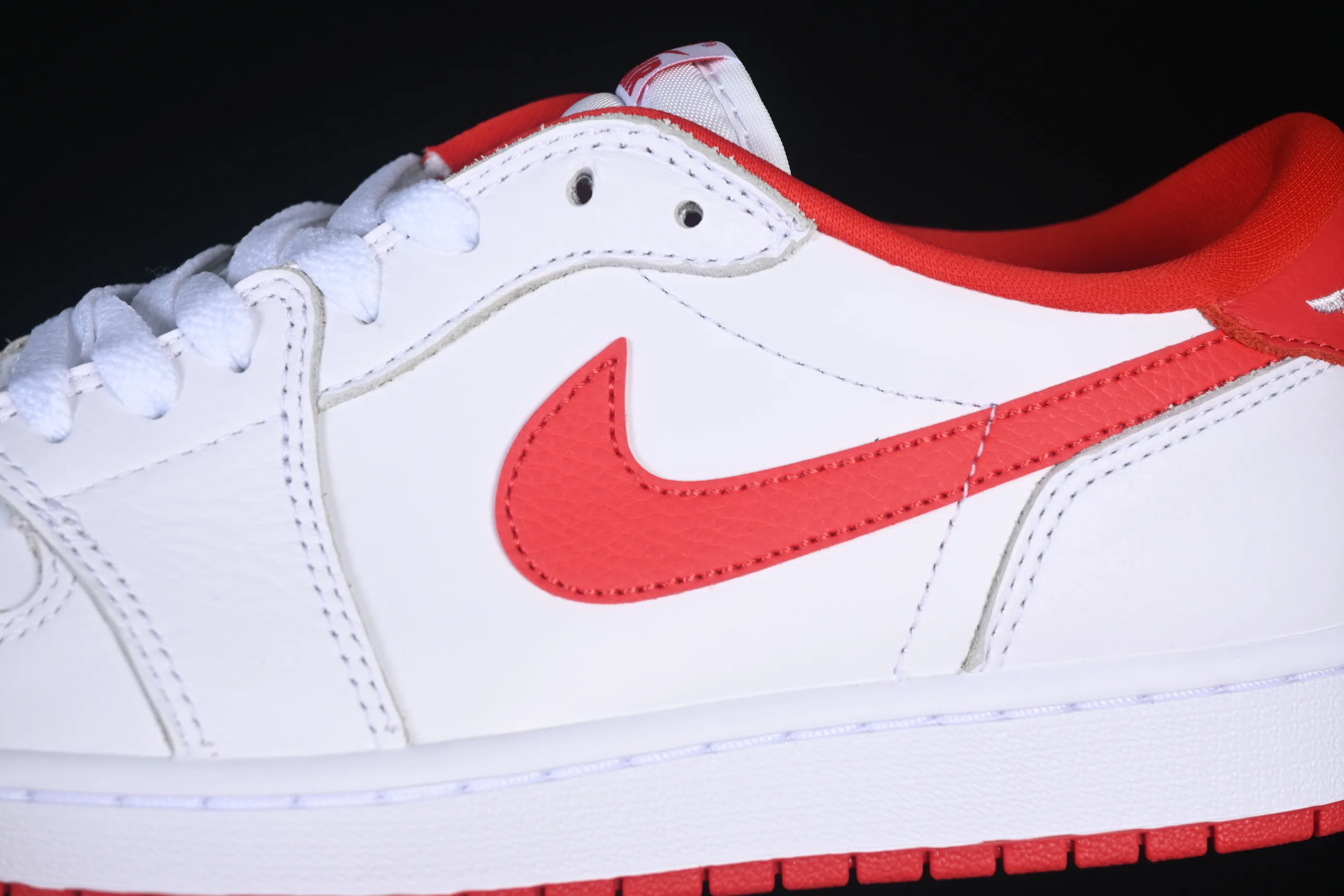 All categories Air Jordan Jordan series basketball shoes Air Jordan 1 Low foreign trade version Air Jordan 1 Low OG "University Red" AJ1 Joe 1 University Red low-top cultural and casual sneakers CZ0790-161
